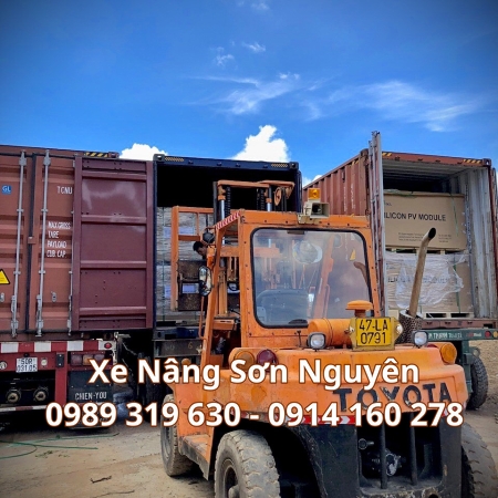 Xe Nâng Dầu 12